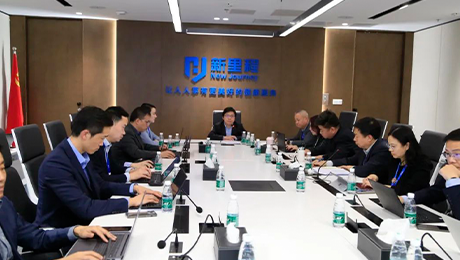 东方风来满眼春，开路先锋阔步行——MK体育健康集团召开2024年度工作启动会暨战略升级实施动员会
